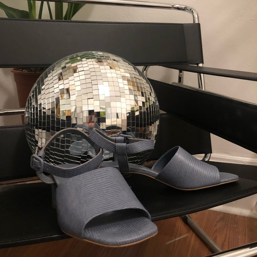 Everlane grey blue sandals!! NWOT